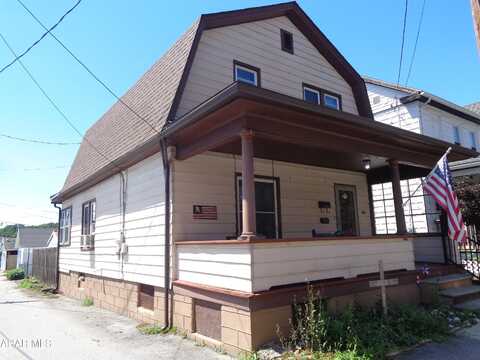 711 N 4th Street, Altoona, PA 16601