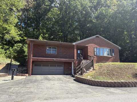 4411 4th Avenue, Altoona, PA 16602