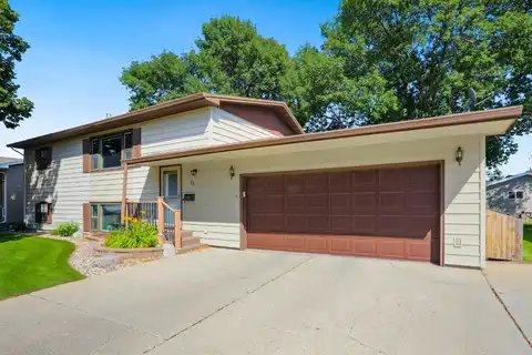 11 Linda Lane, Aberdeen, SD 57401