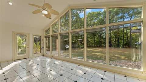 6 Lochgilphead LN, Bella Vista, AR 72715