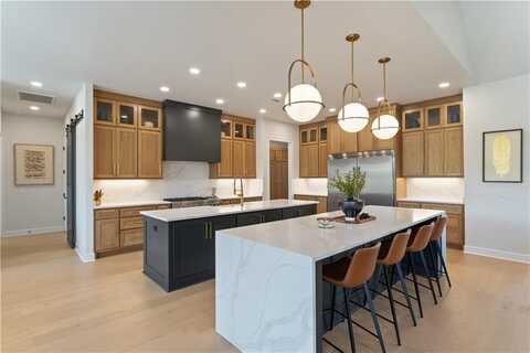 100 Summit View, Springdale, AR 72762