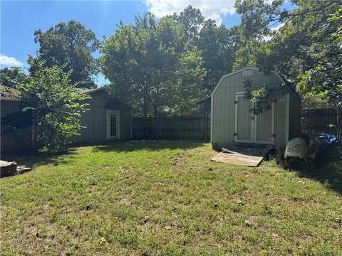 13171 S Pleasant Valley RD, Gentry, AR 72734