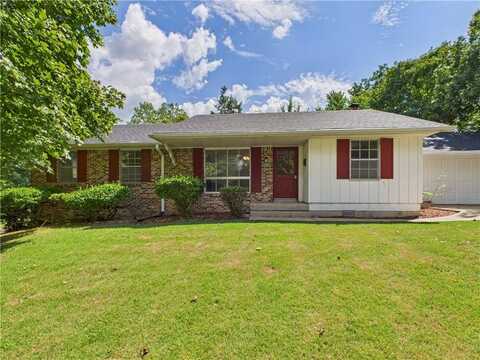 702 E 2nd ST, Mountain Home, AR 72653
