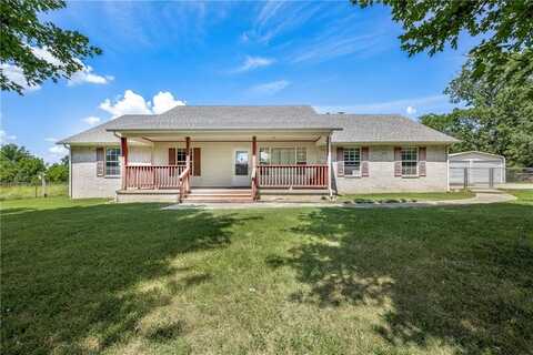 834 McCann RD, Rogers, AR 72758