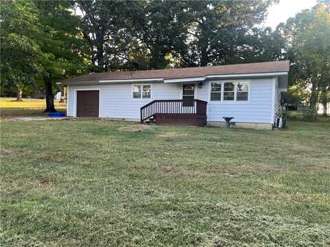 17 County Road 253, Mountain Home, AR 72653