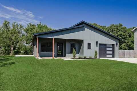 1 Taransay CIR, Bella Vista, AR 72715