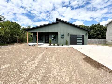 1 Taransay CIR, Bella Vista, AR 72715
