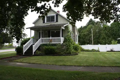 1029 S 4th Avenue, Alpena, MI 49707