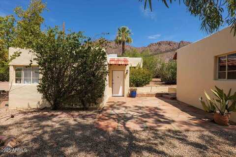 5702 E CAMELBACK Road, Phoenix, AZ 85018