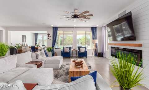 19625 W SAN MIGUEL Avenue, Litchfield Park, AZ 85340