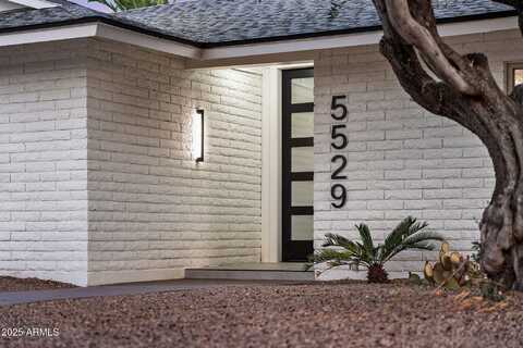 5529 E WINDROSE Drive, Scottsdale, AZ 85254