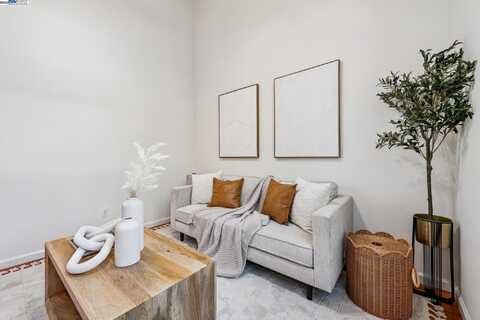 8857 Oliver Pl, Dublin, CA 94568