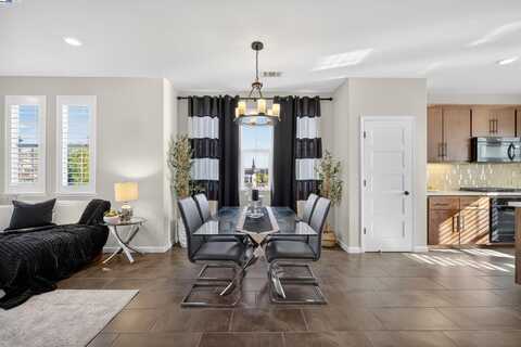 25943 Dollar St, Hayward, CA 94544