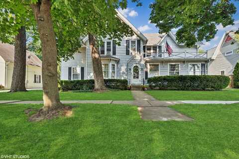 40 S. Slusser Street, Grayslake, IL 60030