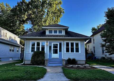 321 Morgan Street, Elgin, IL 60123