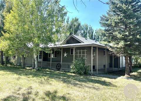 2102 N 9th Road, Worden, MT 59088