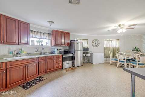 1203 Minnesota Avenue, Lynn Haven, FL 32444