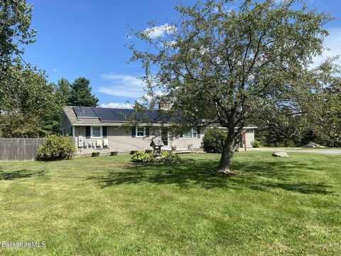 554 Main St, Becket, MA 01223