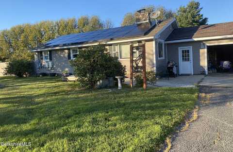554 Main St, Becket, MA 01223