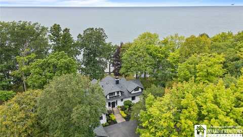 5160 W Lake Road, Dunkirk, NY 14048