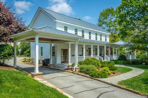 111 Sylvan Drive, Lookout Mountain, TN 37350