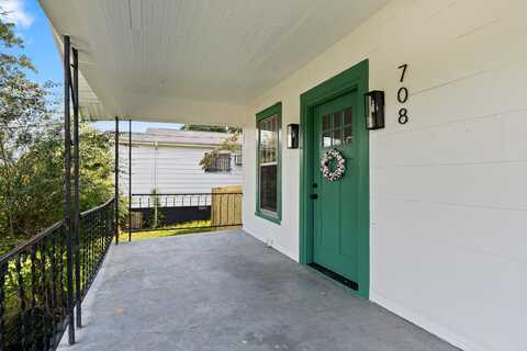 708 Gillespie Road, Chattanooga, TN 37411