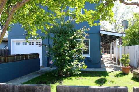 695 Stanislaus Avenue, Angels Camp, CA 95222