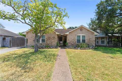 3030 Quail Hollow Drive, Corpus Christi, TX 78414