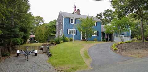 15 Follins Pond Road, Yarmouth Port, MA 02675