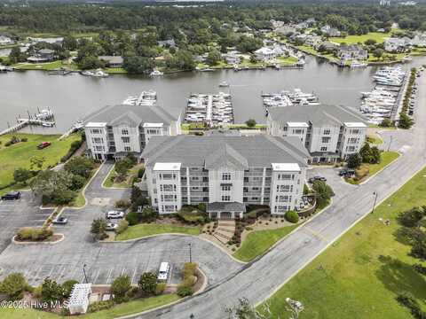 150 Lands End Road, Morehead City, NC 28557
