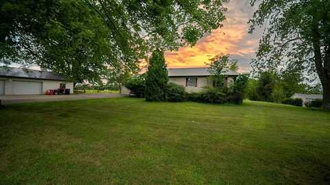 1440 Flint Ridge Road, Hopewell, OH 43746