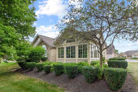 1266 Paddock Loop, Washington Court House, OH 43160