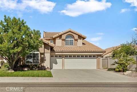 1521 Fairway Oaks Avenue, Banning, CA 92220