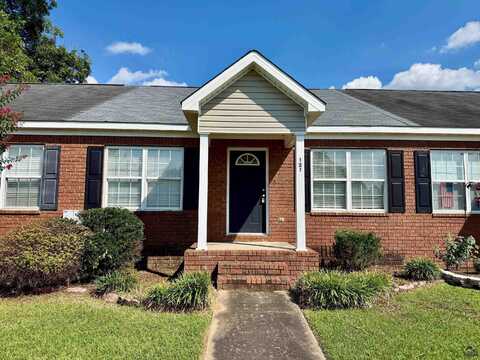 121 Northpointe Drive, Centerville, GA 31028
