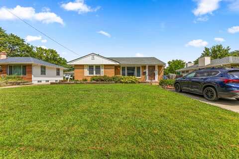 3103 Lawnview Drive, Des Moines, IA 50310