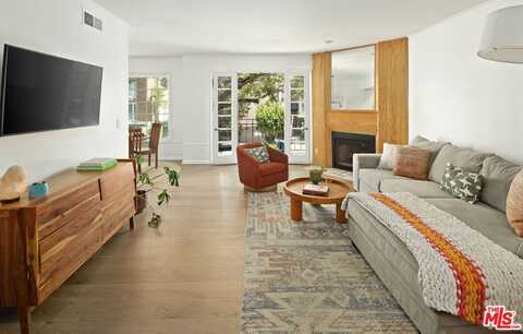2219 S Bentley Ave, Los Angeles, CA 90064