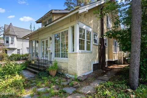 2 Norwood Street, Albany, NY 12203