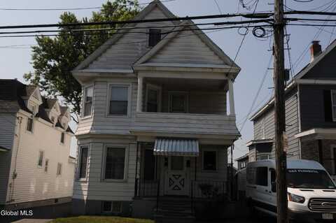 1717 Lenox Road, Schenectady, NY 12308