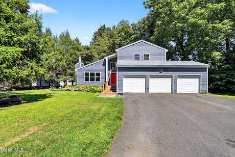 3 N Chestnut Hill Road, Colonie, NY 12211