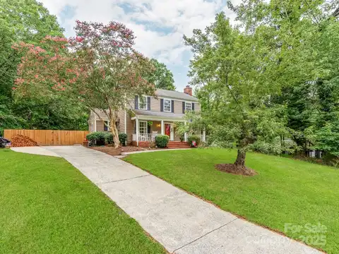 7700 Winterset Drive, Charlotte, NC 28270