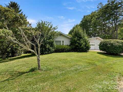 55 Dock Ratcliffe Road, Waynesville, NC 28786