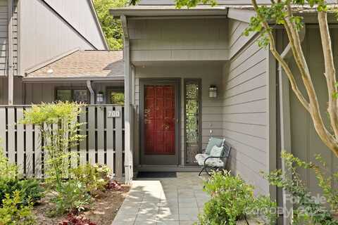 700 Crowfields Lane, Asheville, NC 28803