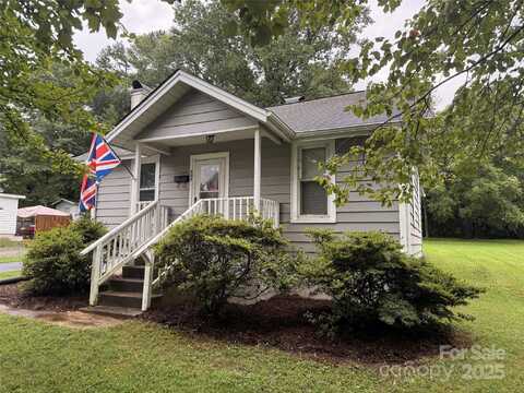 986 20th Street NE, Hickory, NC 28601