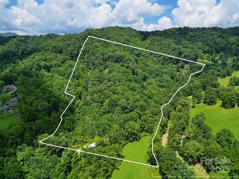 Queen Cove Road, Waynesville, NC 28785