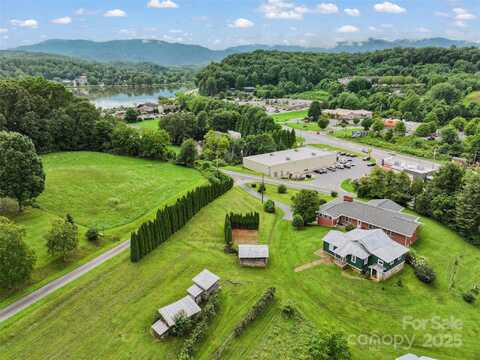 5 Noland Downs Road, Waynesville, NC 28785
