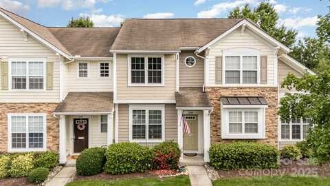 208 Dawn Mist Lane, Fort Mill, SC 29708