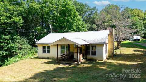 805 Frosty Ridge Road, Sylva, NC 28779