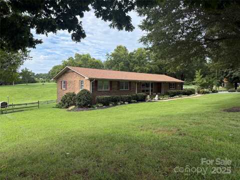 256 Johnson Dairy Road, Mooresville, NC 28115