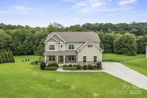 137 Rain Shadow Drive, Mooresville, NC 28115