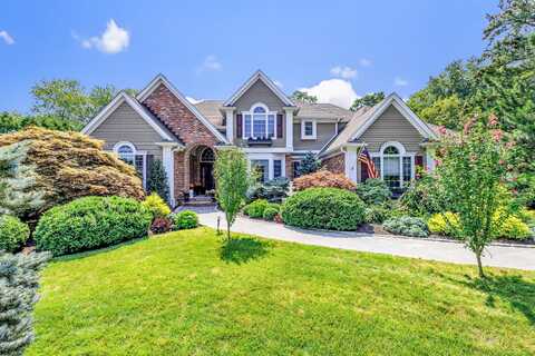 35 Blackberry Lane, Shelton, CT 06484